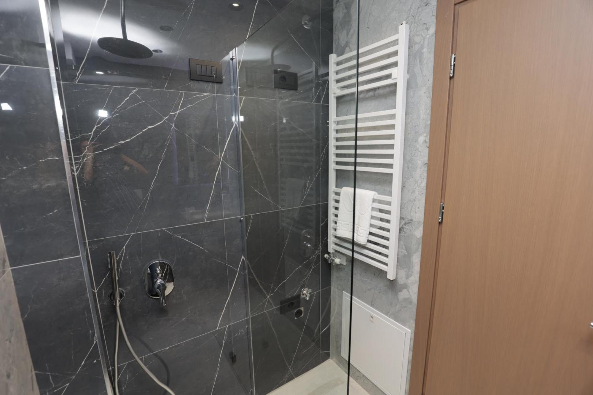 Residence Inn Hotel Τίρανα Εξωτερικό φωτογραφία