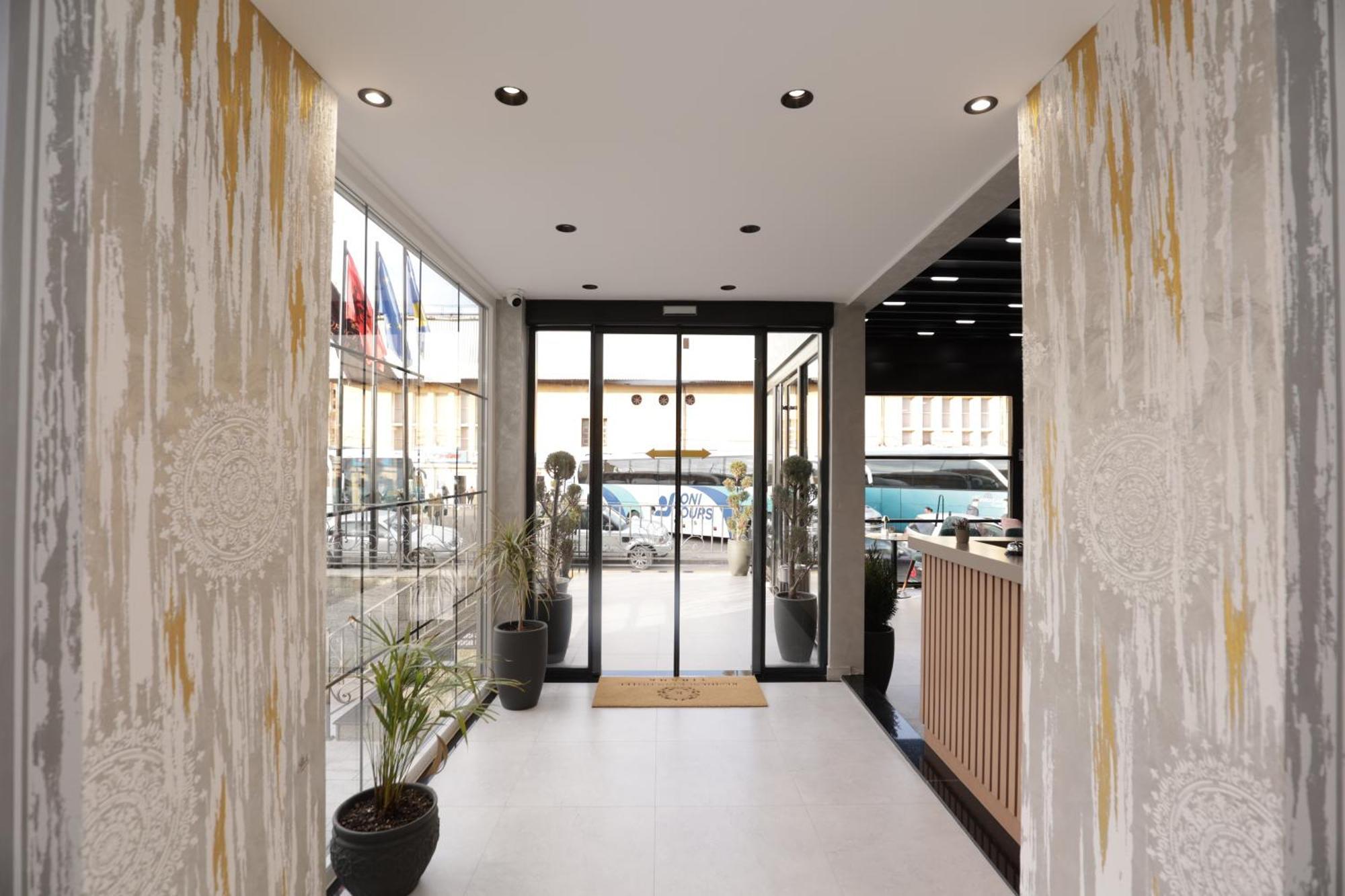 Residence Inn Hotel Τίρανα Εξωτερικό φωτογραφία