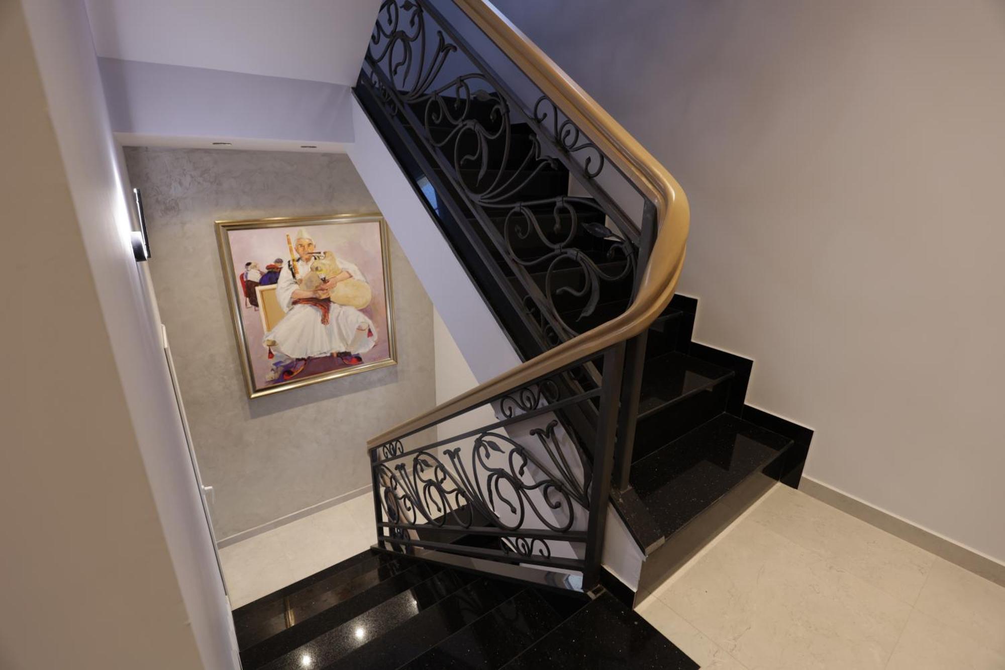 Residence Inn Hotel Τίρανα Εξωτερικό φωτογραφία