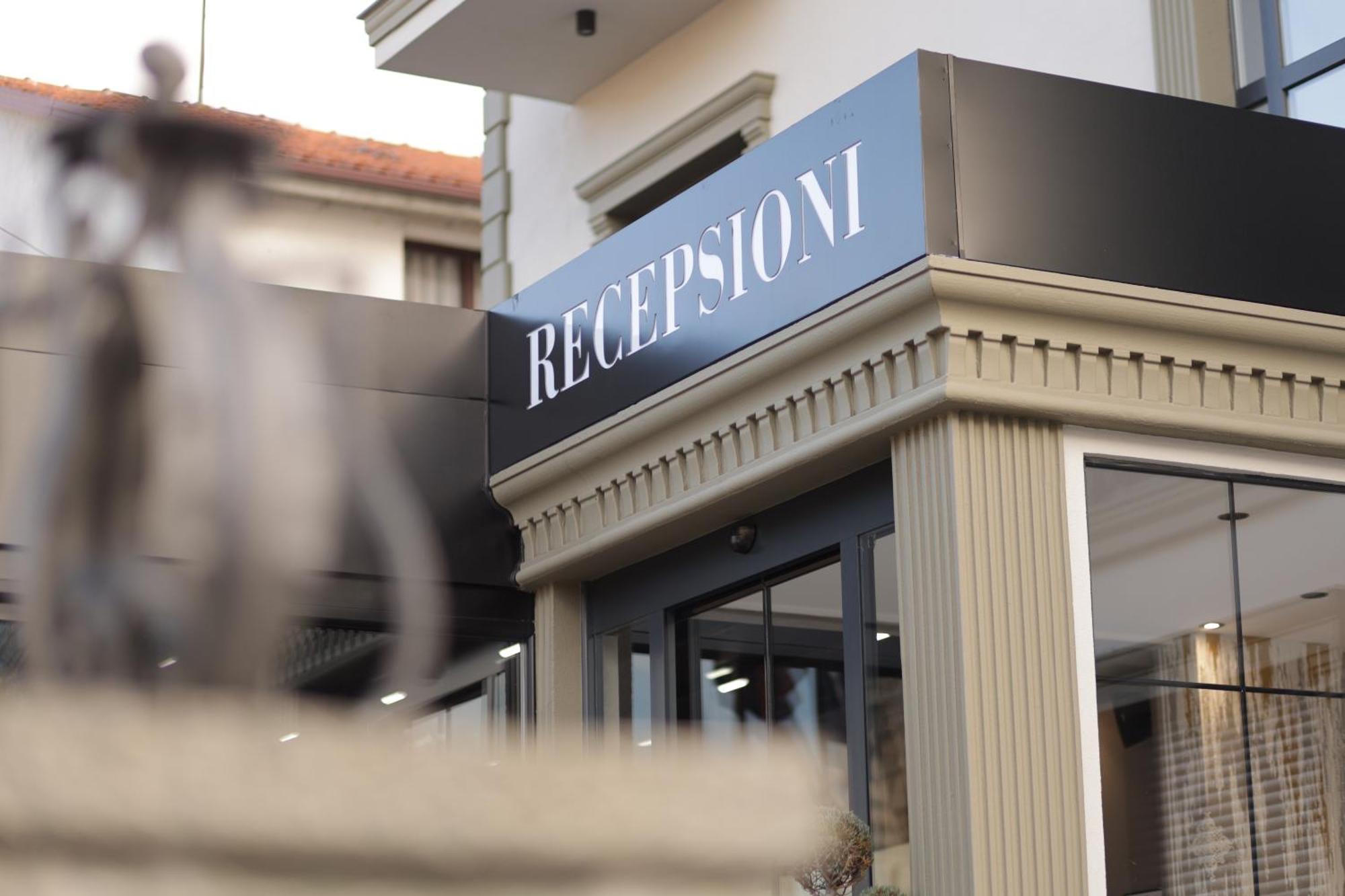 Residence Inn Hotel Τίρανα Εξωτερικό φωτογραφία
