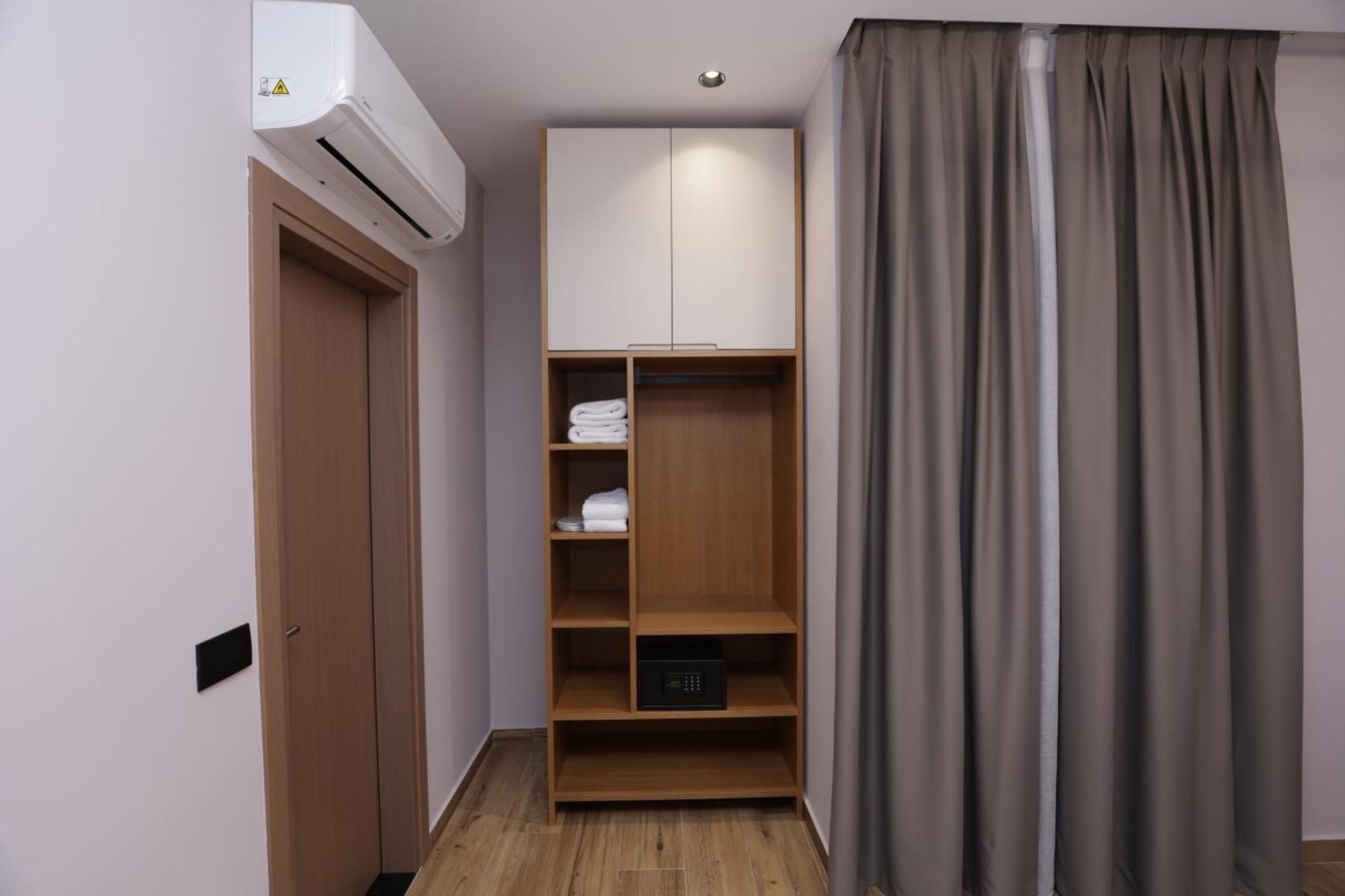 Residence Inn Hotel Τίρανα Εξωτερικό φωτογραφία