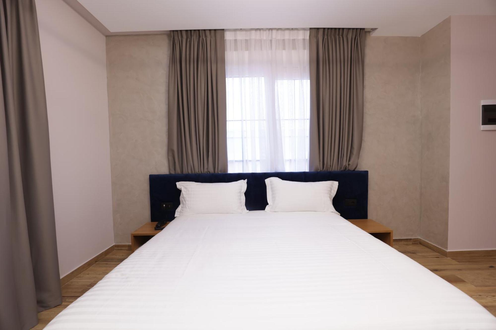 Residence Inn Hotel Τίρανα Εξωτερικό φωτογραφία